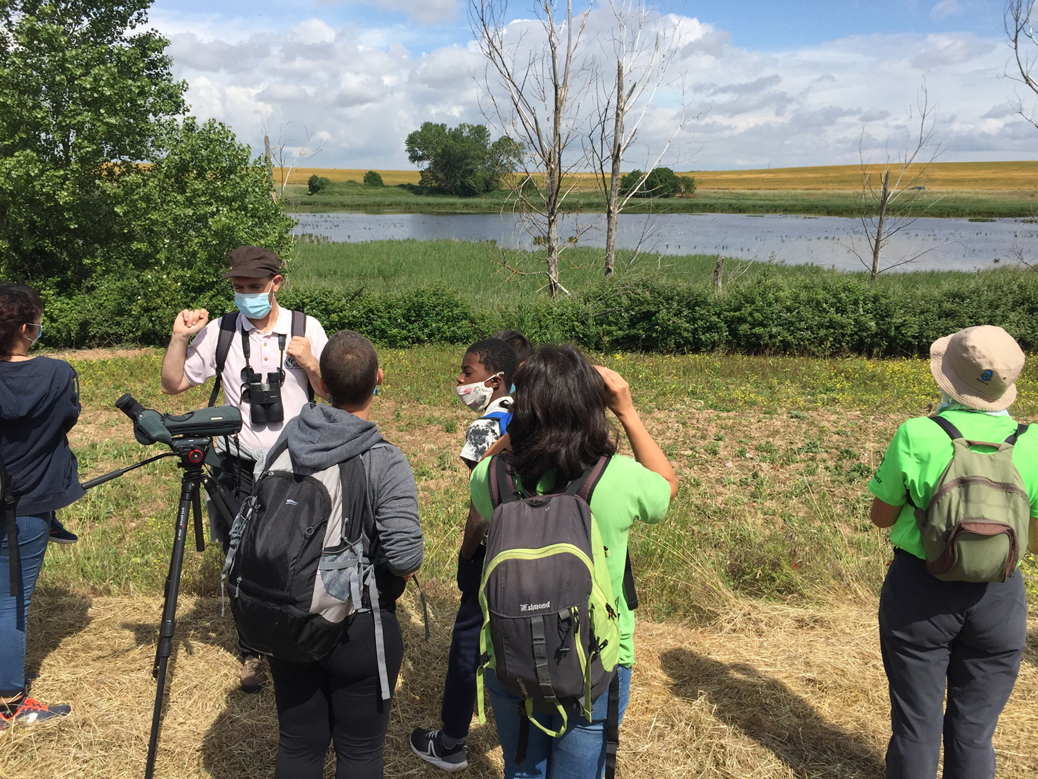 actividad ornitológica en la laguna de Hervías